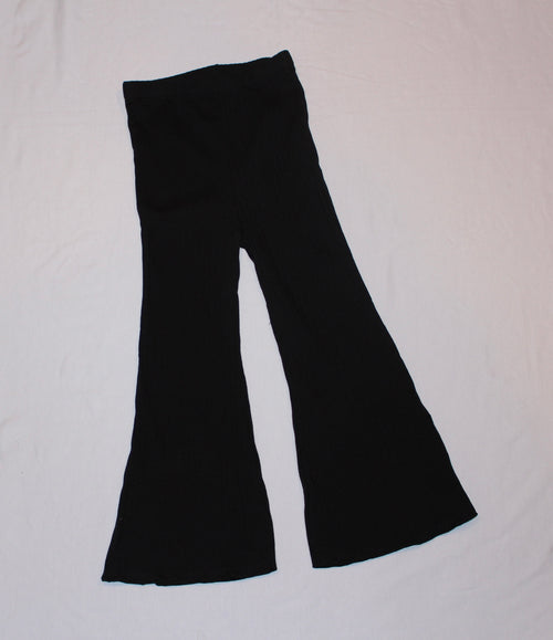 3T black flare pant