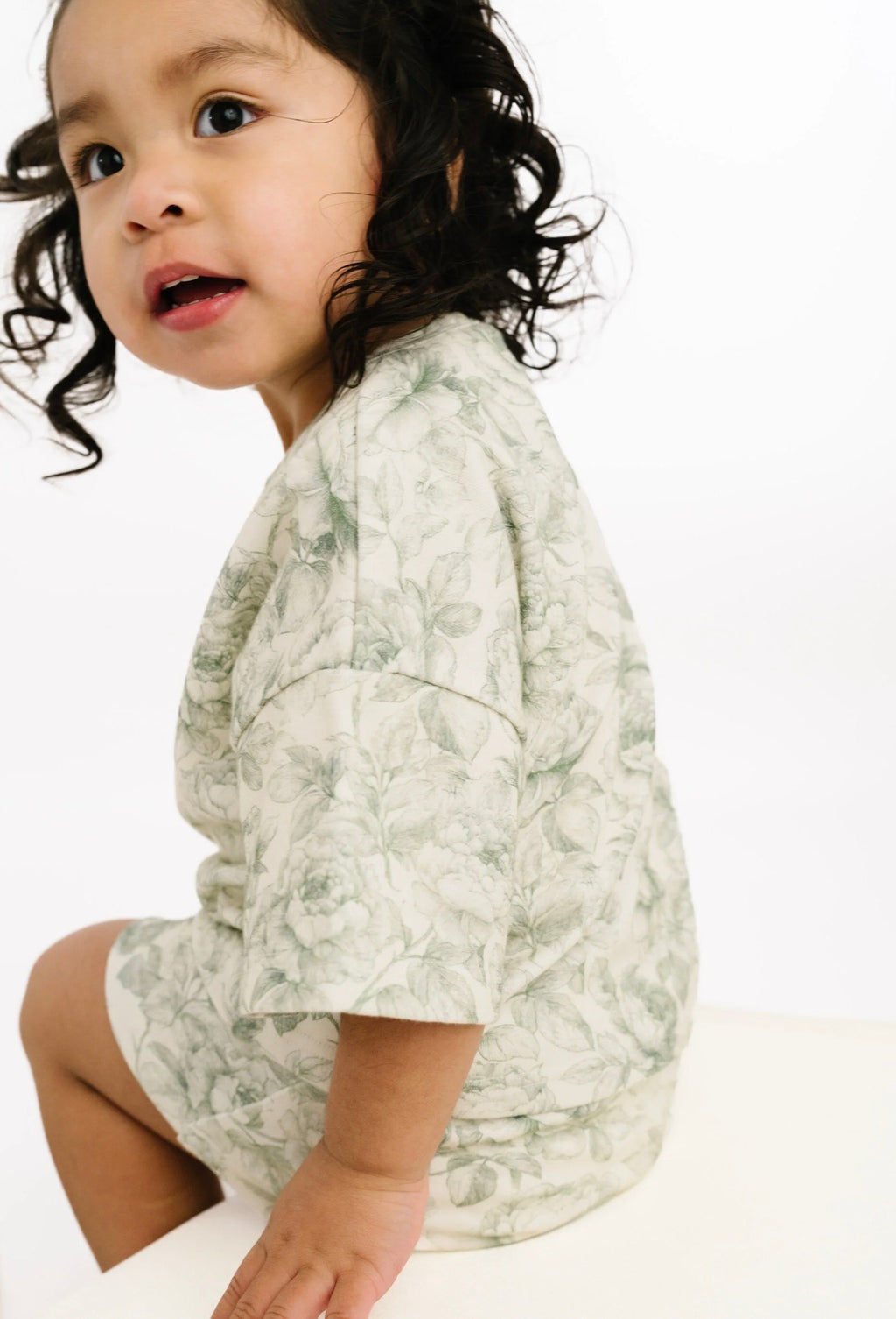 greenhouse garden slouchy short set