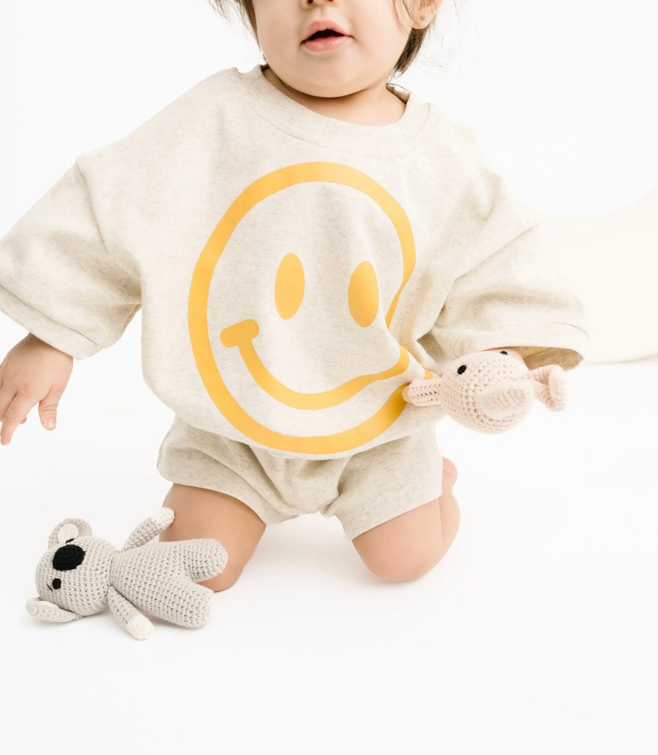 oatmeal smiley slouchy short set